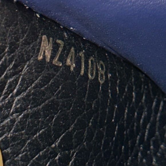 Louis Vuitton Capucines Embellished Wallet - Picture 12 of 15